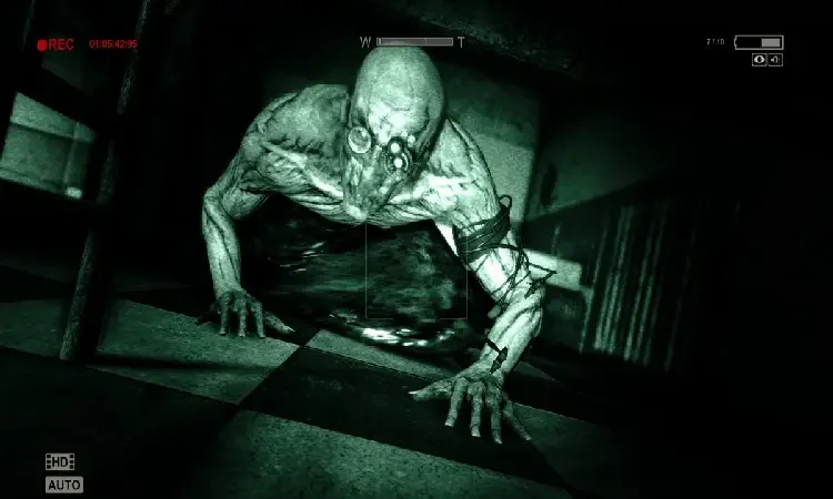 outlast review ps4 12 Games Like Manhunt